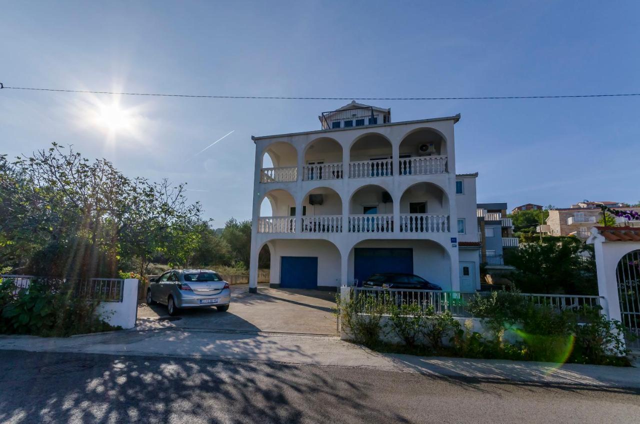 Apartments Tomislav Trogir Exterior foto